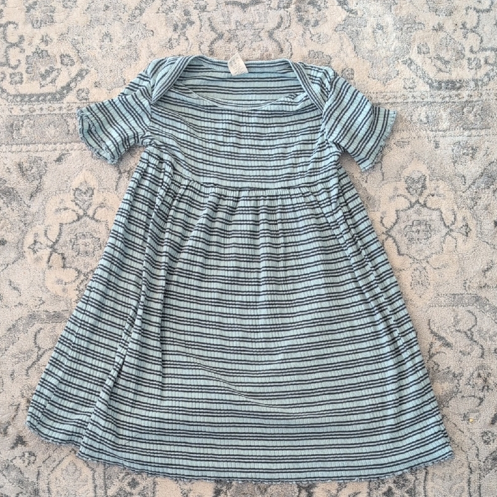 Last Chance Kate Quinn Size 5 Striped Blue and White Kids Dress